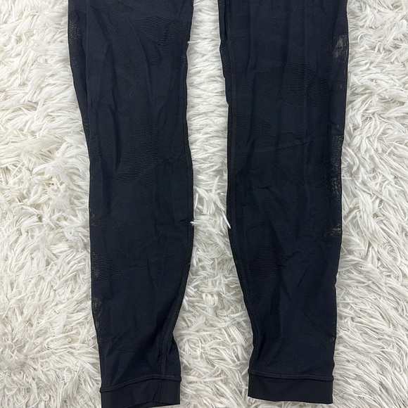 Lululemon Sheer Will High-Rise Tight 28" *Camo Black - Picture 3 of 7